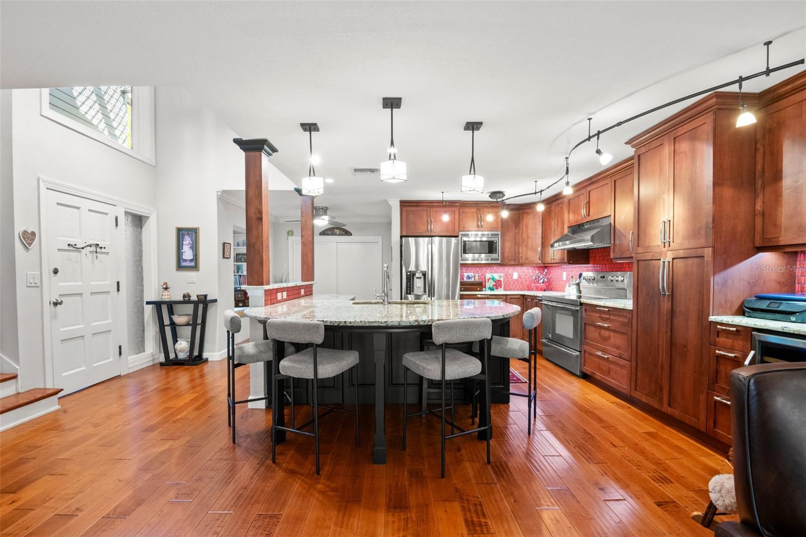 MARINER VILLAGE CLUSTER - Residential