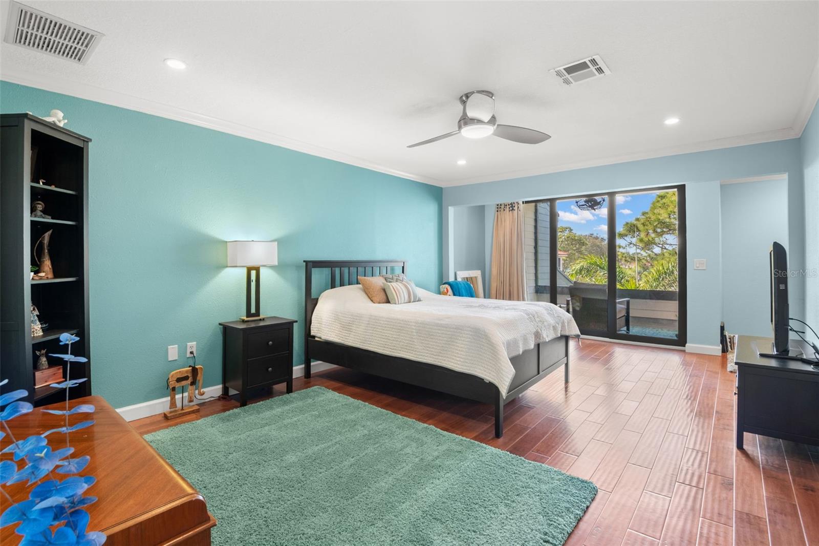 MARINER VILLAGE CLUSTER - Residential