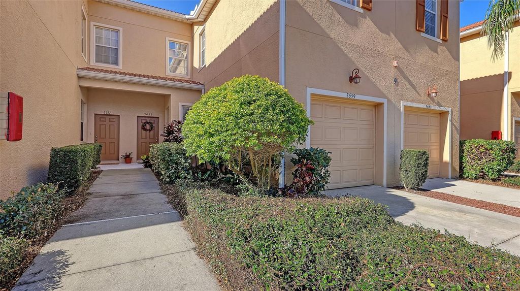 Photo of 3659 Parkridge Circle #9-103, Sarasota, FL 34243 (MLS # A4681557)