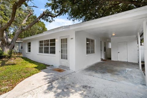 A home in LARGO