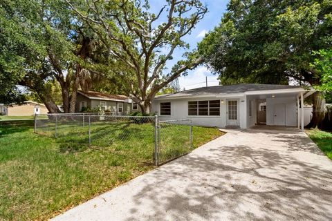 A home in LARGO