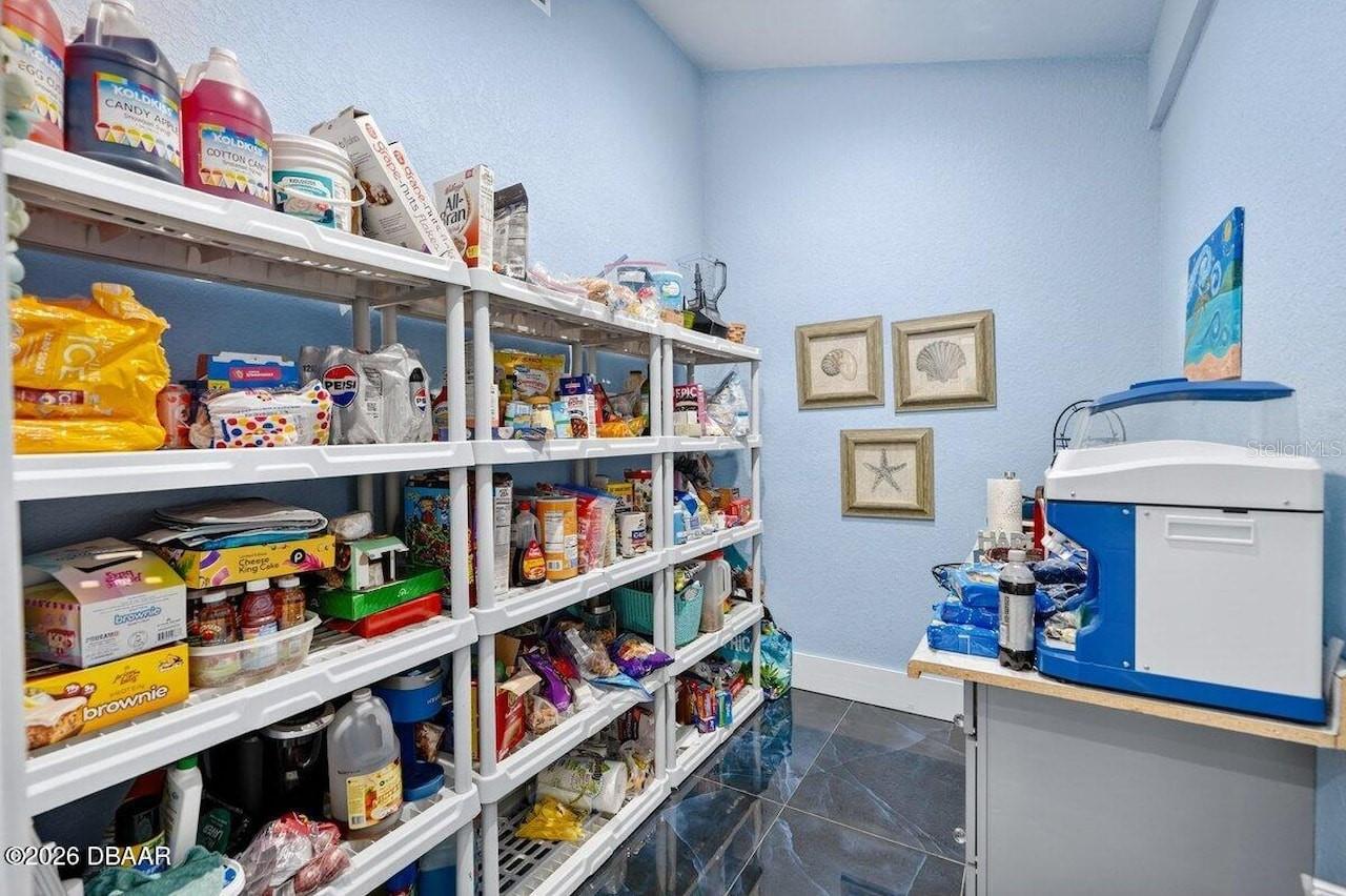 PLANTATION PINES UNFEE SUB 246 - Residential