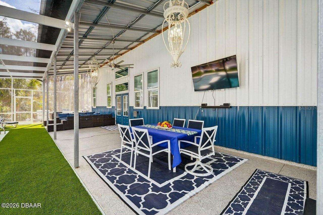 PLANTATION PINES UNFEE SUB 246 - Residential