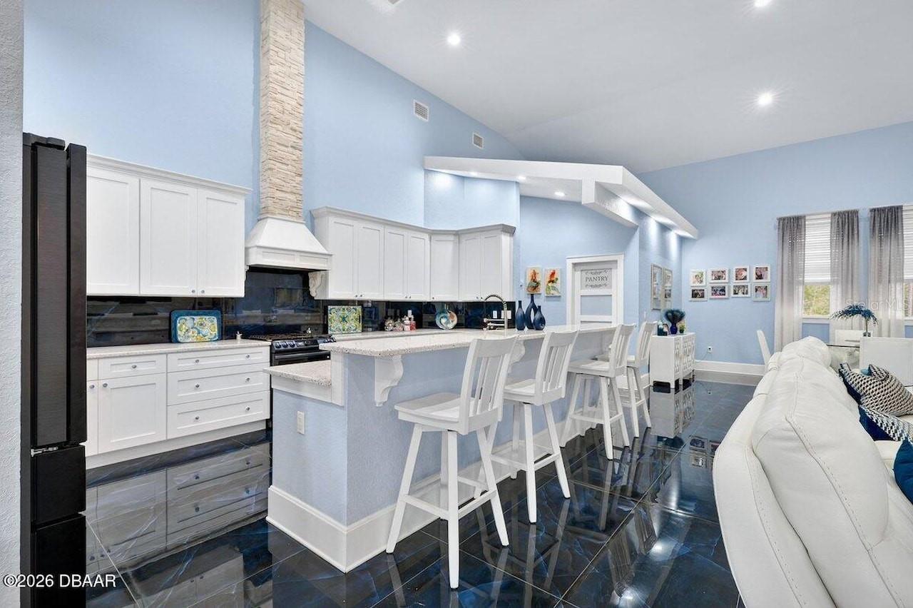 PLANTATION PINES UNFEE SUB 246 - Residential