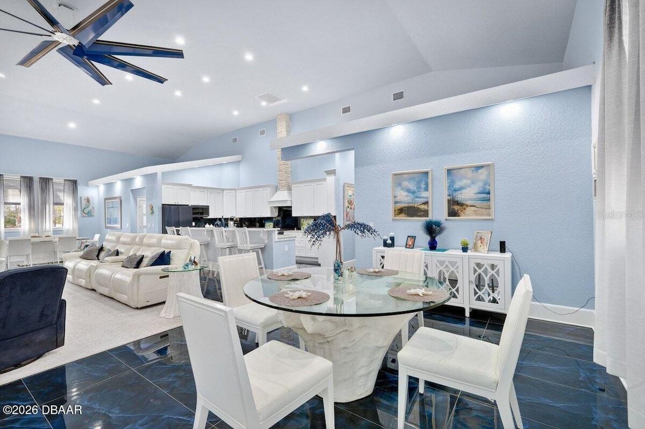 PLANTATION PINES UNFEE SUB 246 - Residential