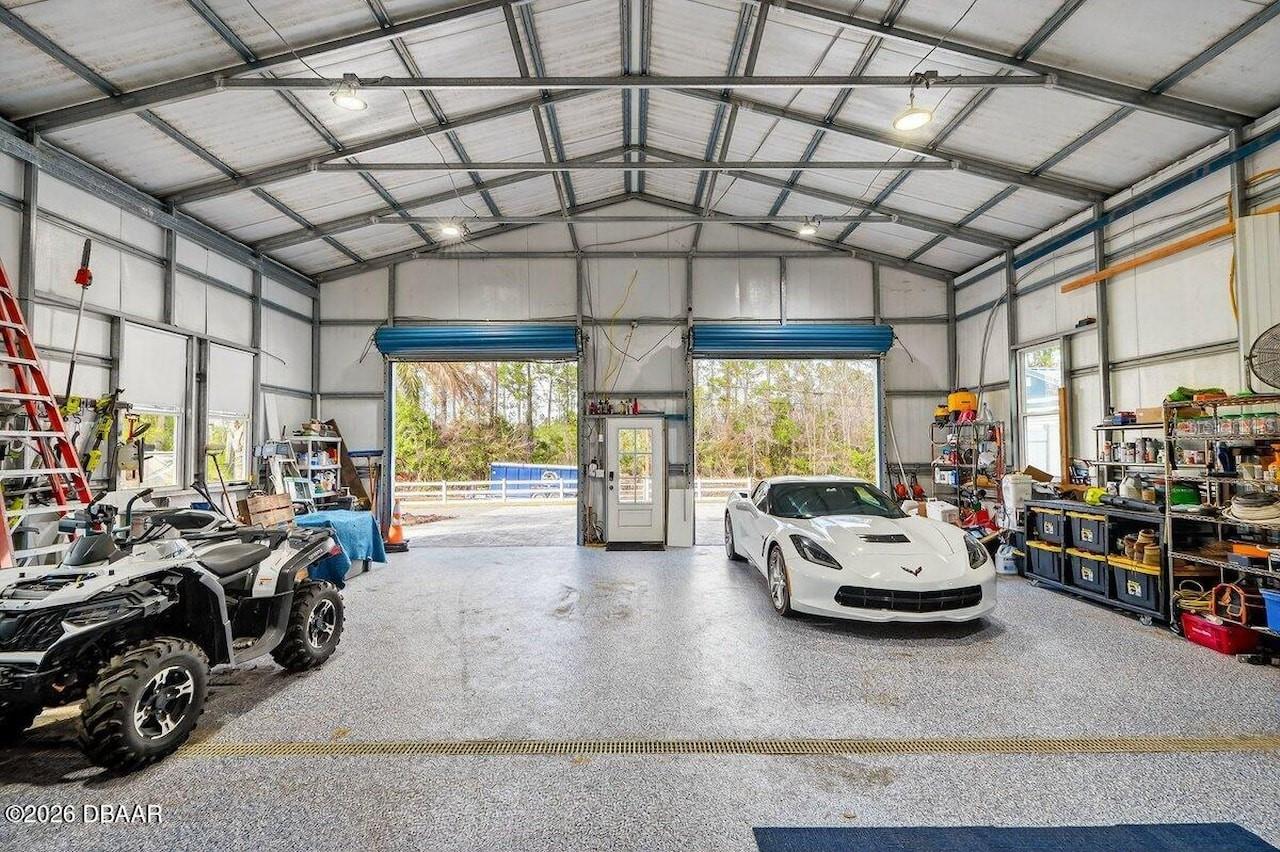 PLANTATION PINES UNFEE SUB 246 - Residential