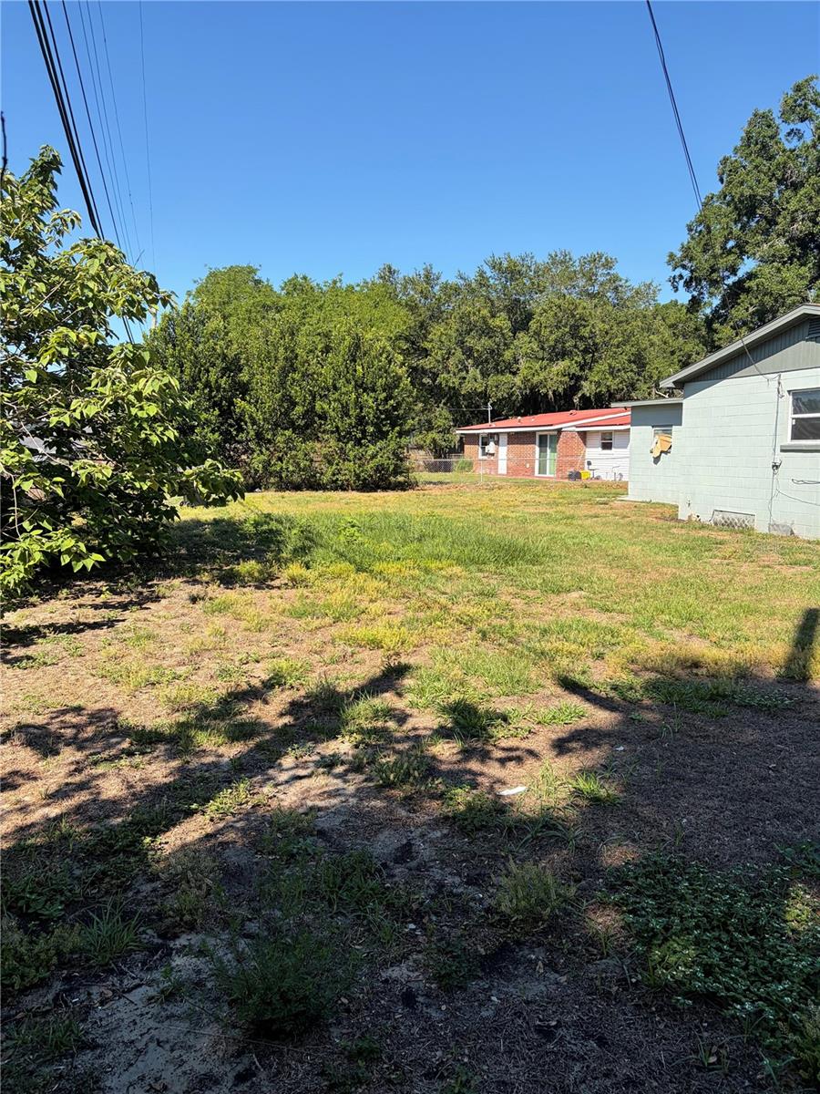 935 DOREEN DRIVE