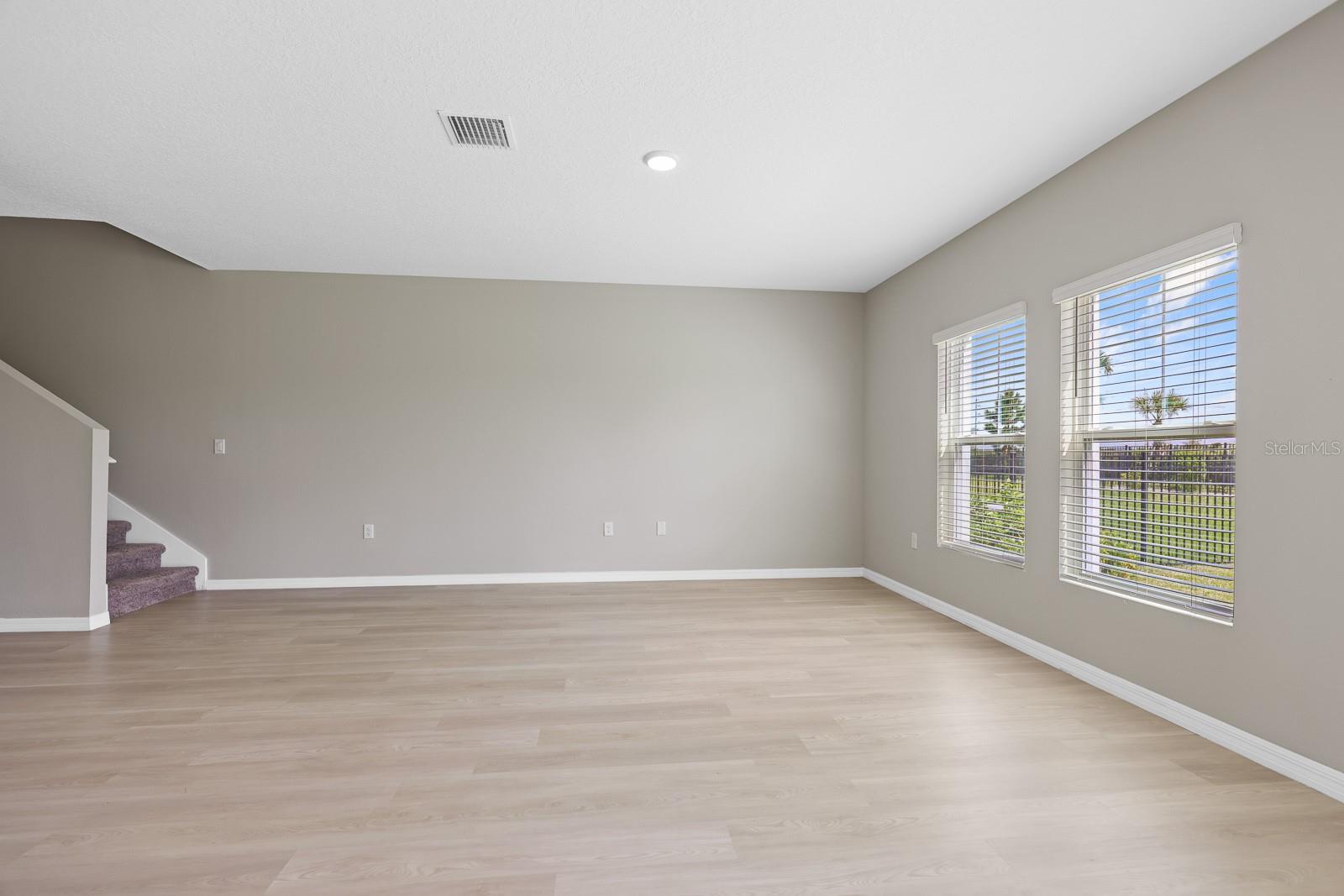 WATERSET WOLF CRK PH A & D1 & - Residential Lease