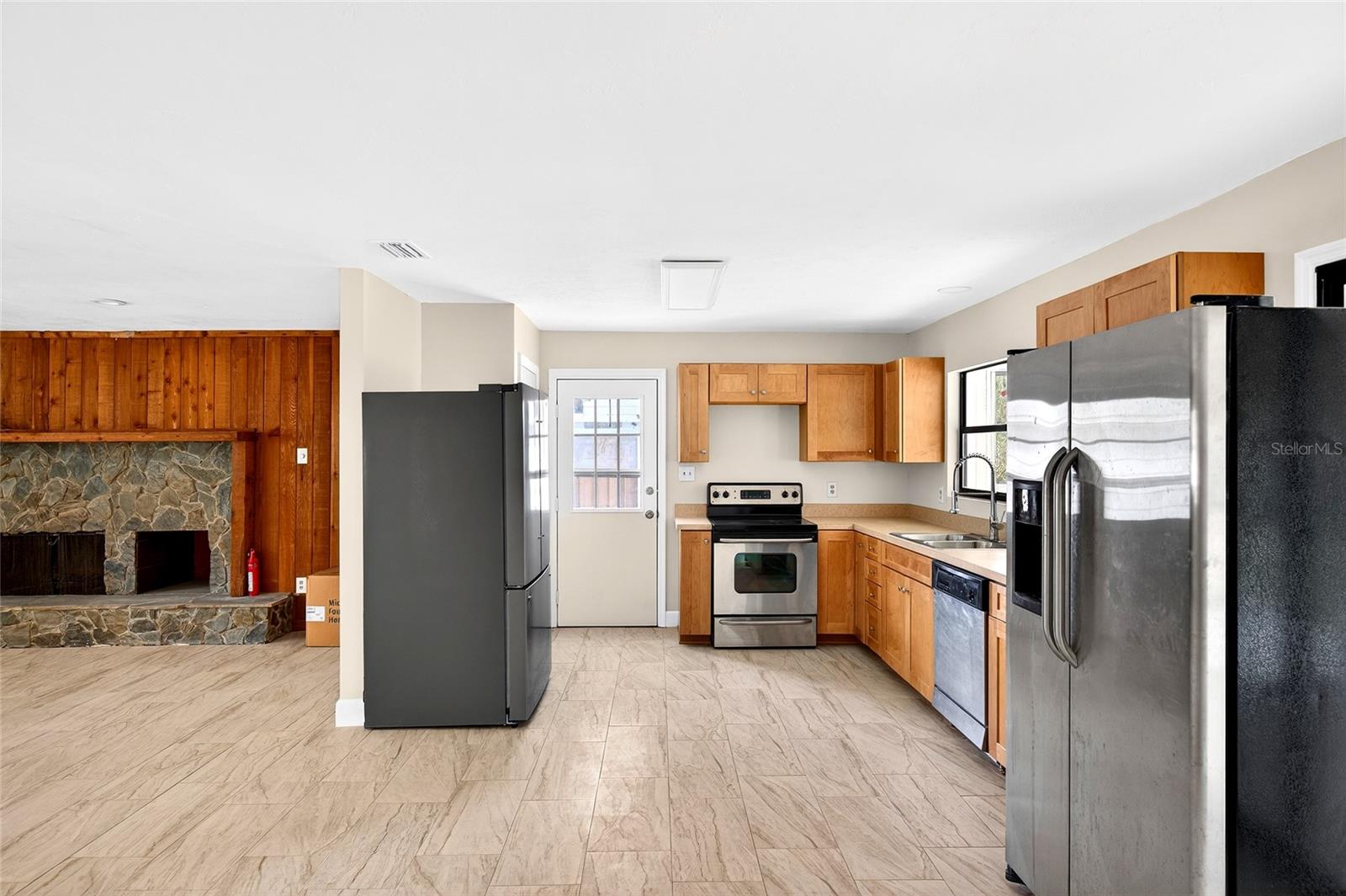 MEADOWBROOK RANCHES 1ST ADD TR - Residential