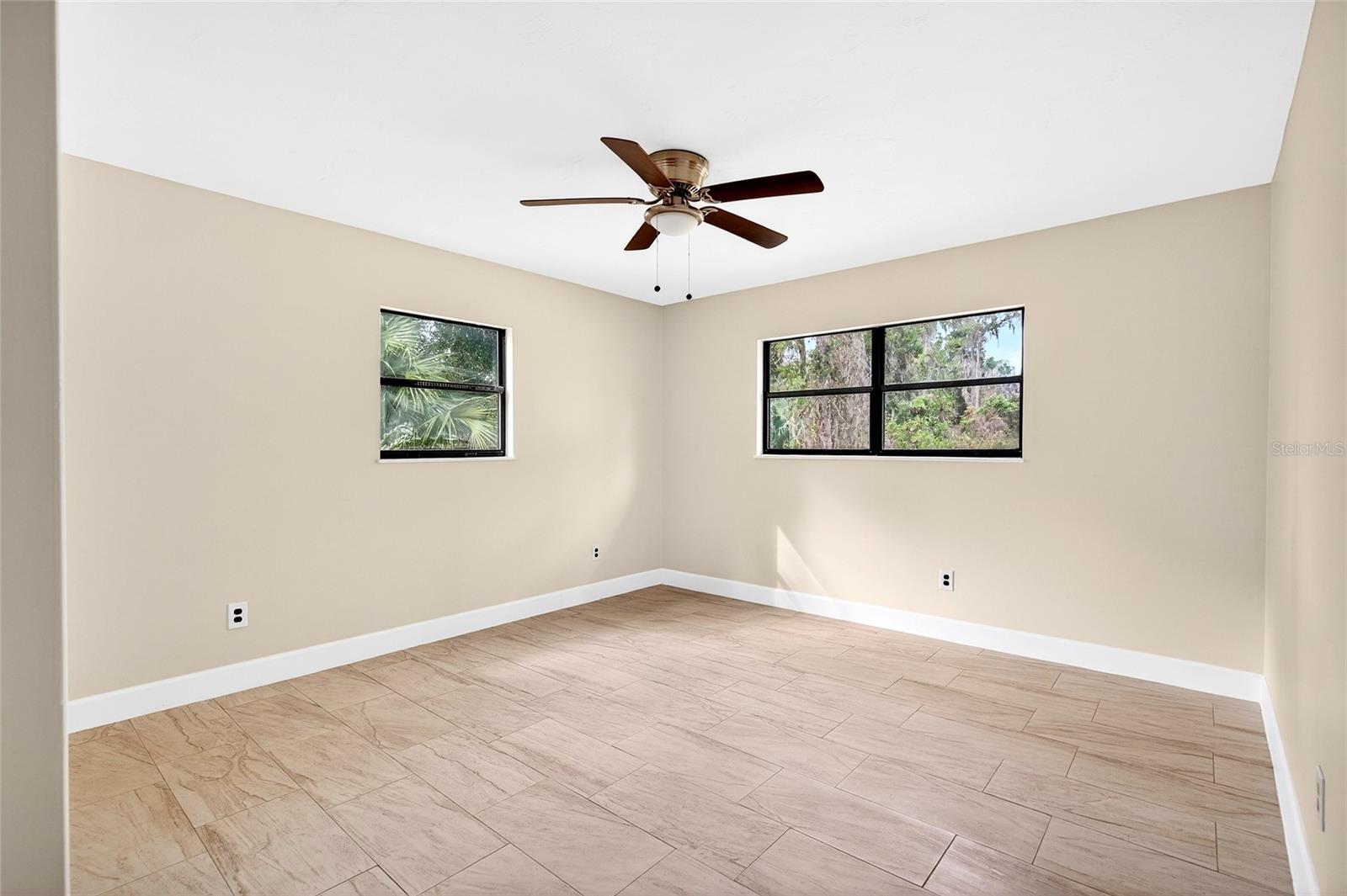 MEADOWBROOK RANCHES 1ST ADD TR - Residential