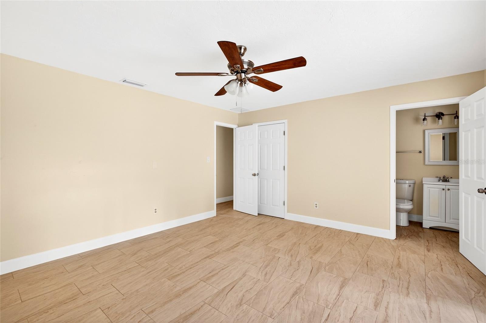 MEADOWBROOK RANCHES 1ST ADD TR - Residential