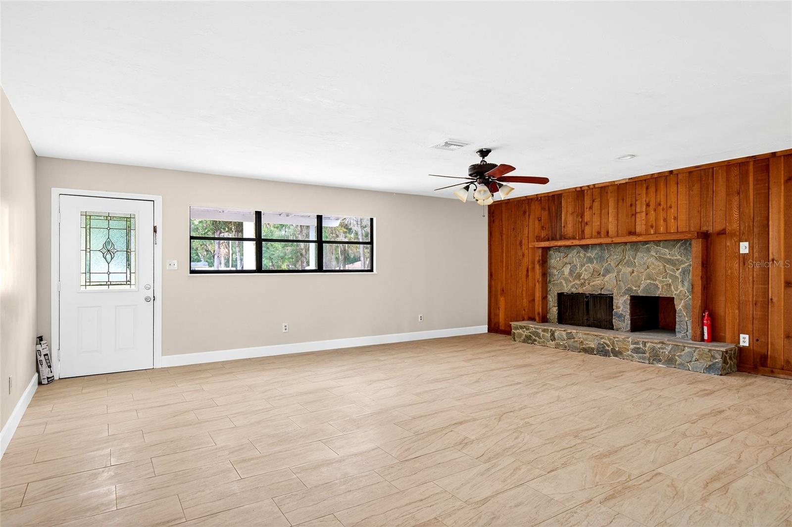 MEADOWBROOK RANCHES 1ST ADD TR - Residential