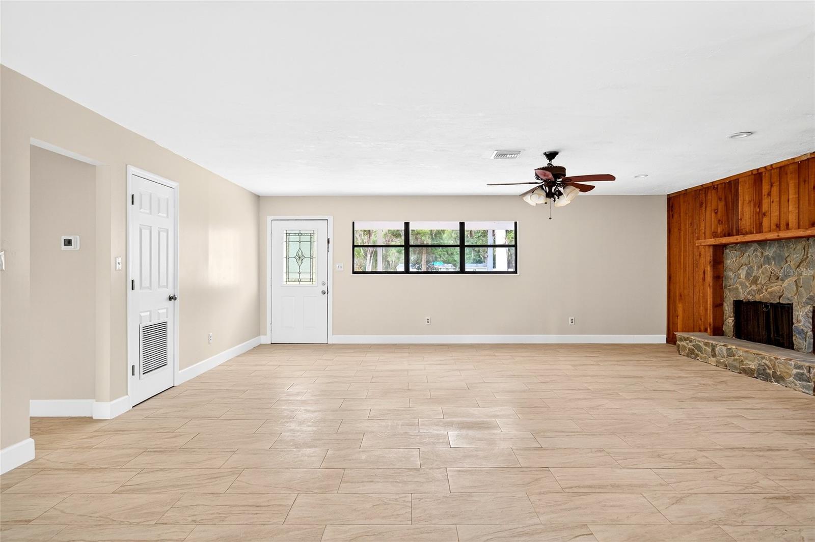 MEADOWBROOK RANCHES 1ST ADD TR - Residential