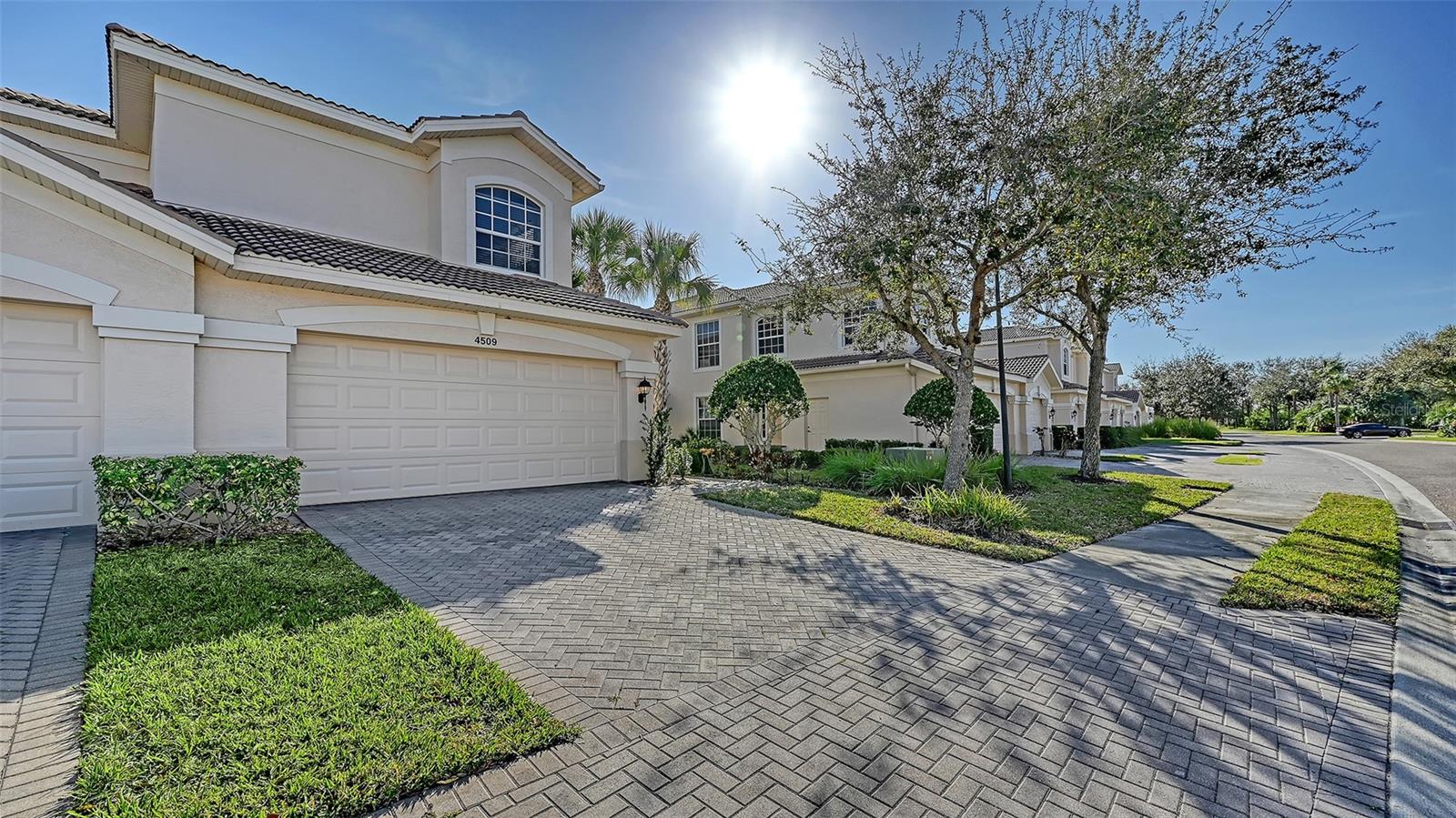 4509 STREAMSIDE COURT 1901