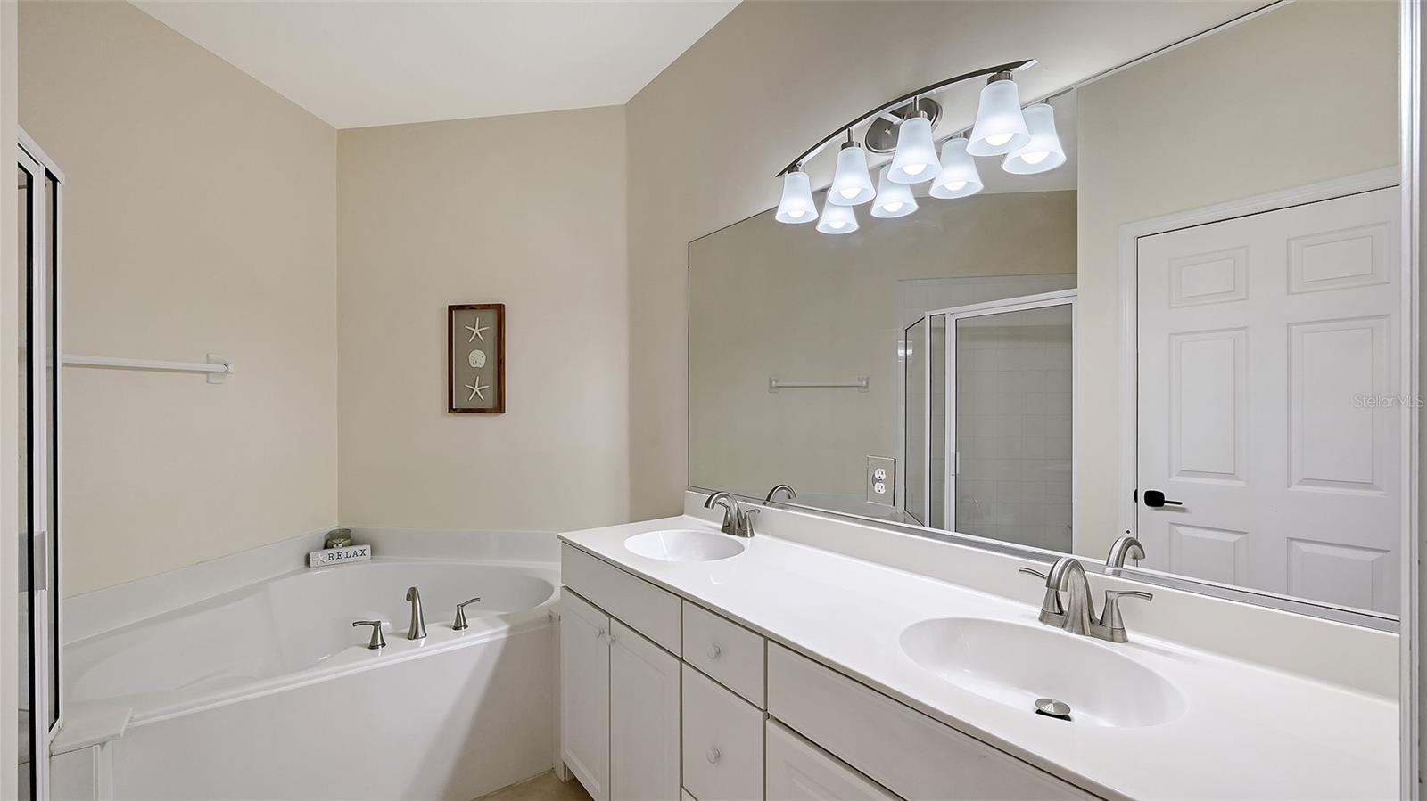 ARIELLE ON PALMER RANCH SECT 1 PHASE 7 - Residential