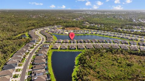 A home in PALMETTO