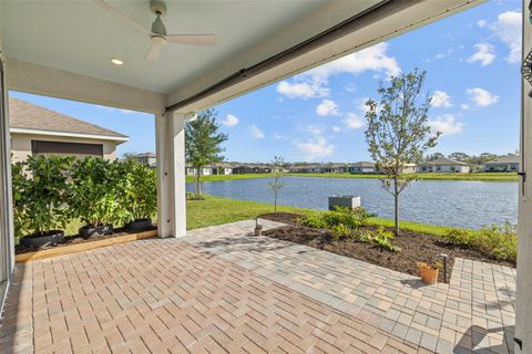 A home in PALMETTO