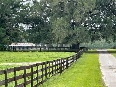 Tiny photo for 4101 NW 89th Place, Ocala, FL 34482 (MLS # OM676140)