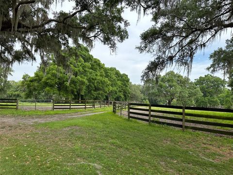 Tiny photo for 4101 NW 89th Place, Ocala, FL 34482 (MLS # OM676140)