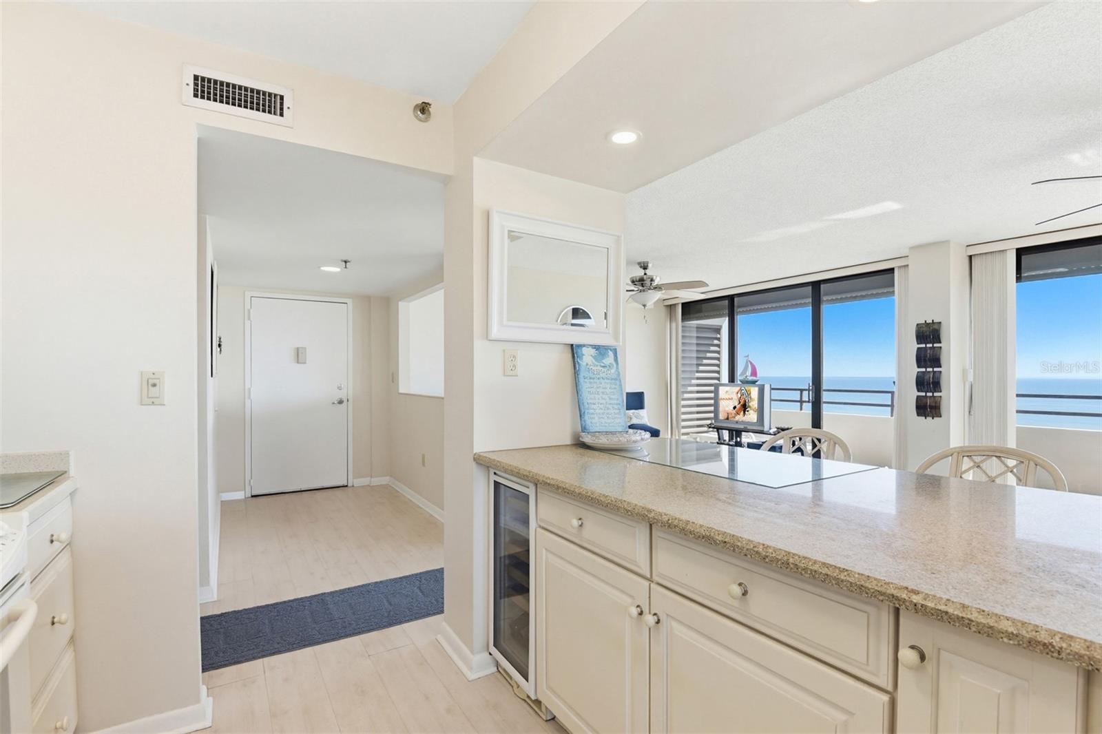 ALIKI GOLD COAST CONDO 01 - Residential