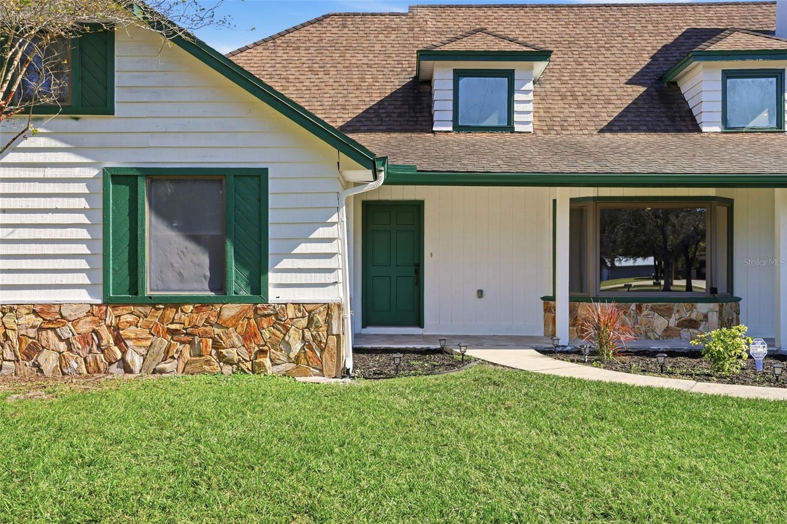 4900 HIDDEN PINE PLACE