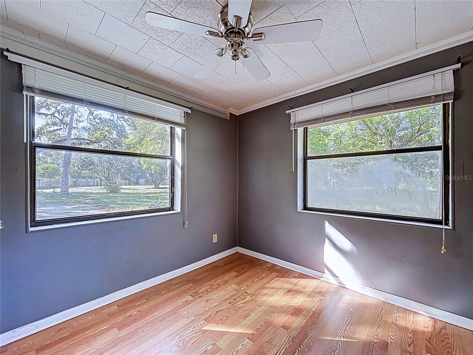 CRYSTAL LAKES VIEW - Residential