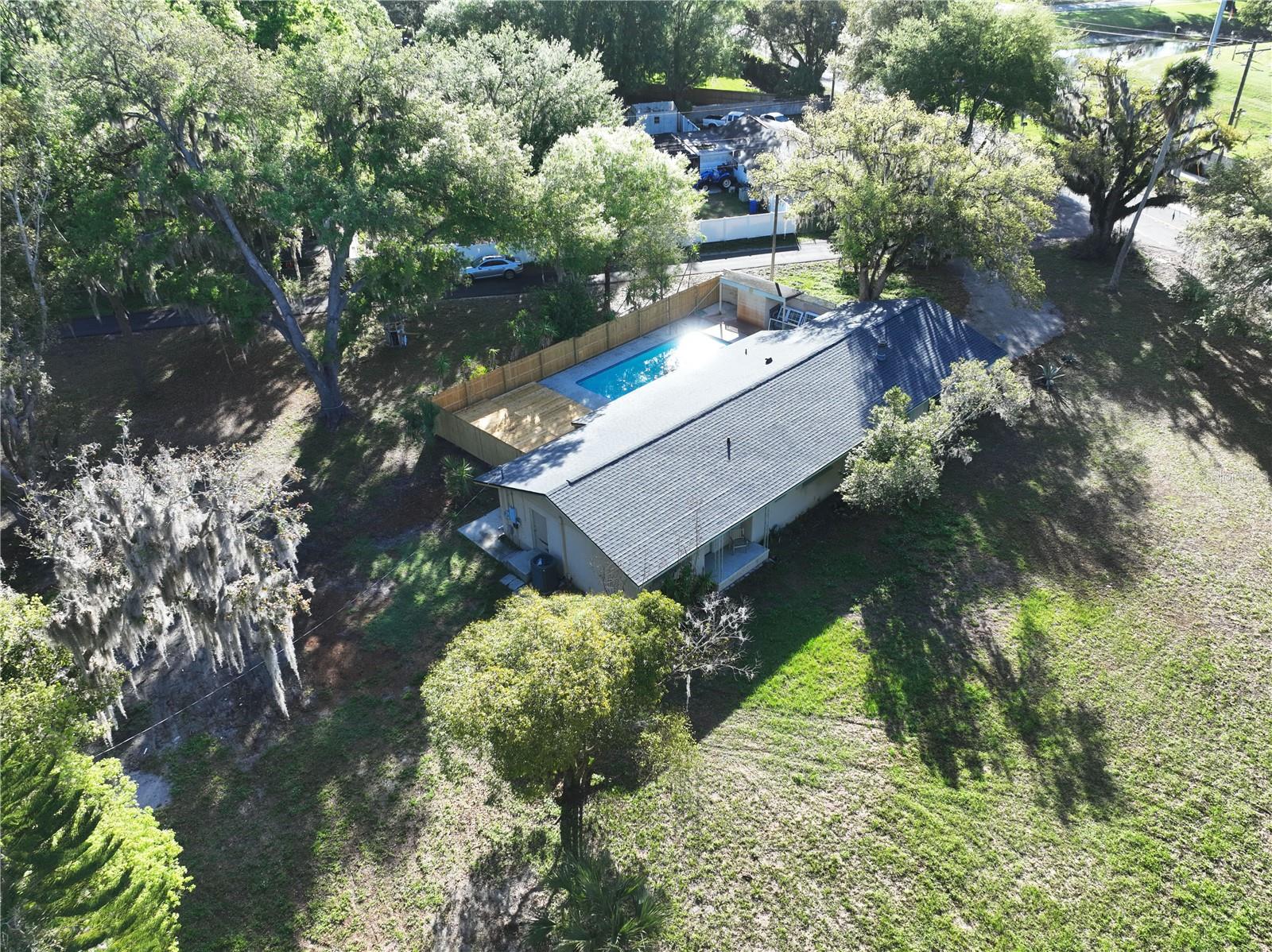 CRYSTAL LAKES VIEW - Residential