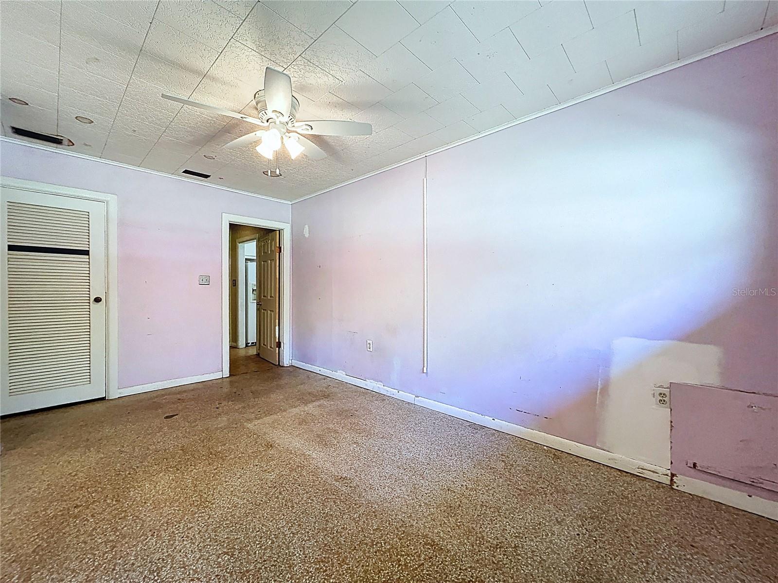 CRYSTAL LAKES VIEW - Residential