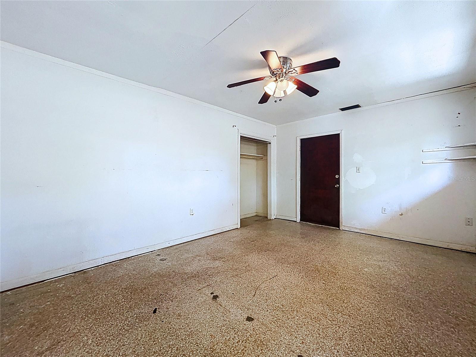 CRYSTAL LAKES VIEW - Residential