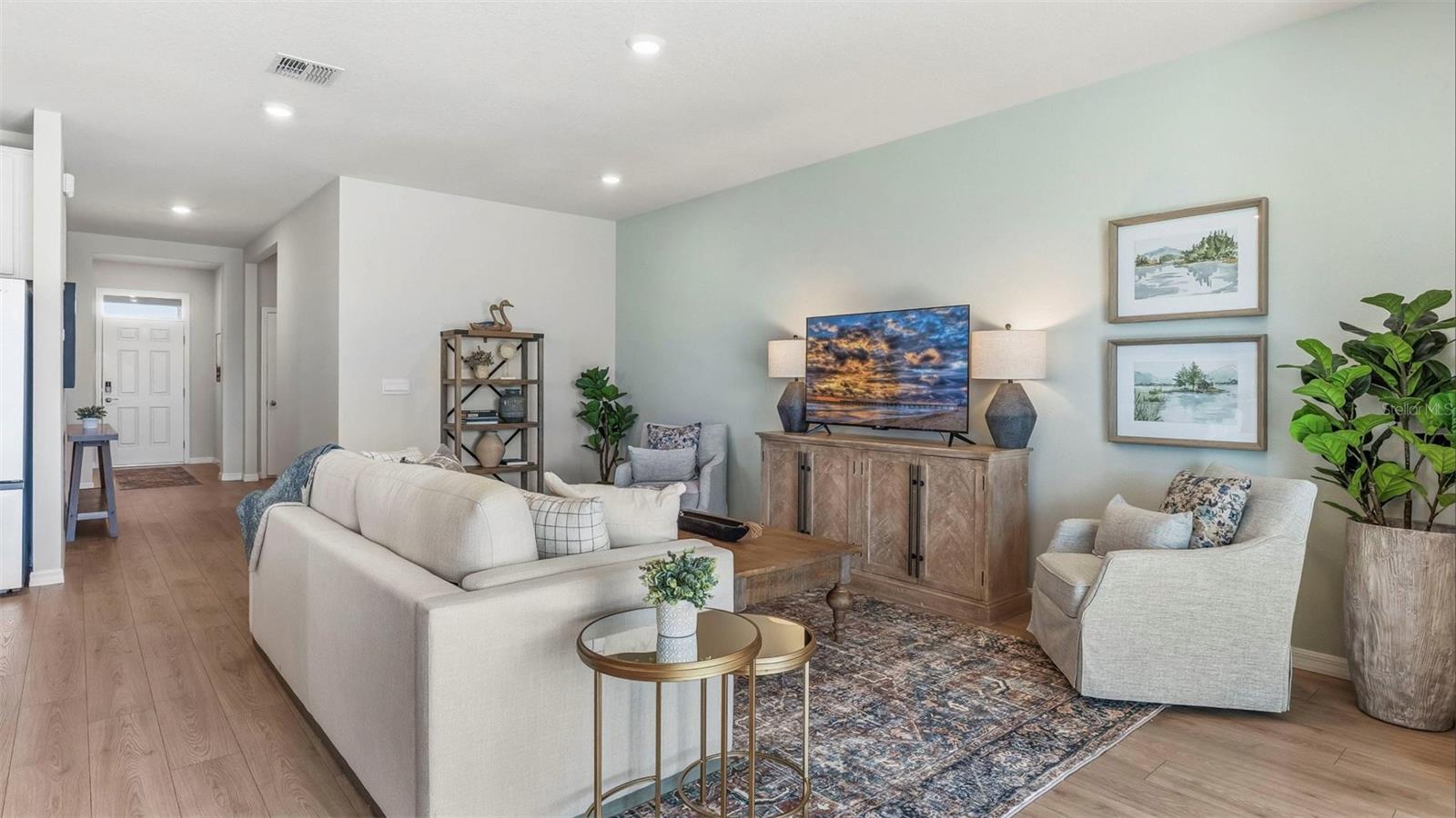 STAR FARMS AT LAKEWOOD RANCH - Residential