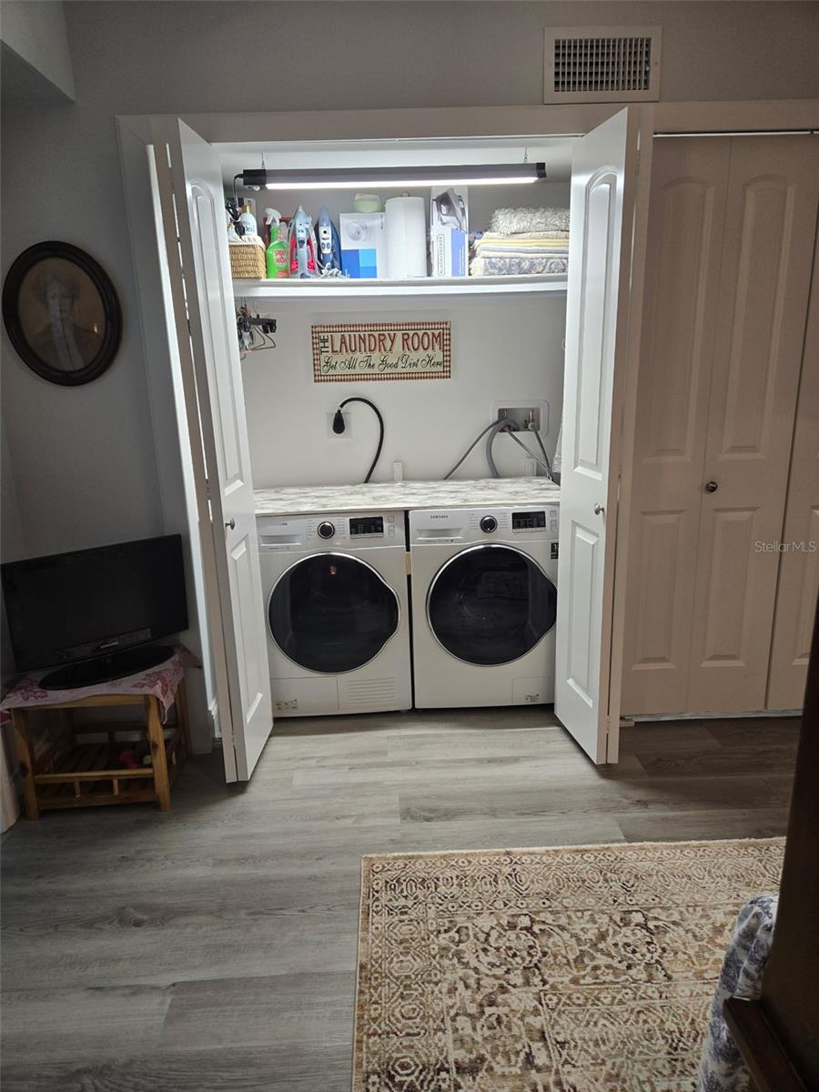 ON TOP OF THE WORLD - Residential