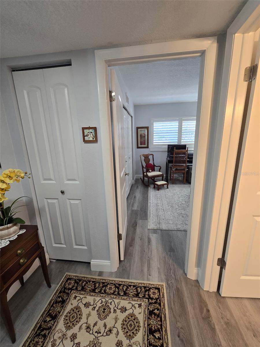 ON TOP OF THE WORLD - Residential