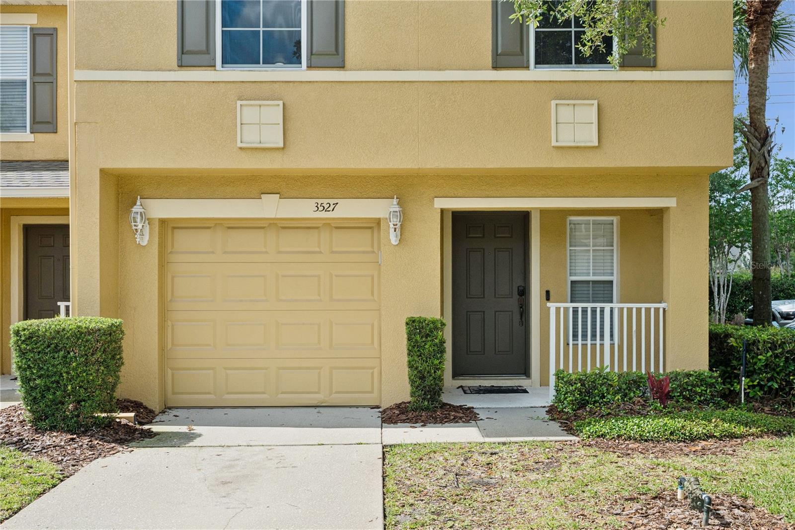 HAWTHORNE GLEN - Residential