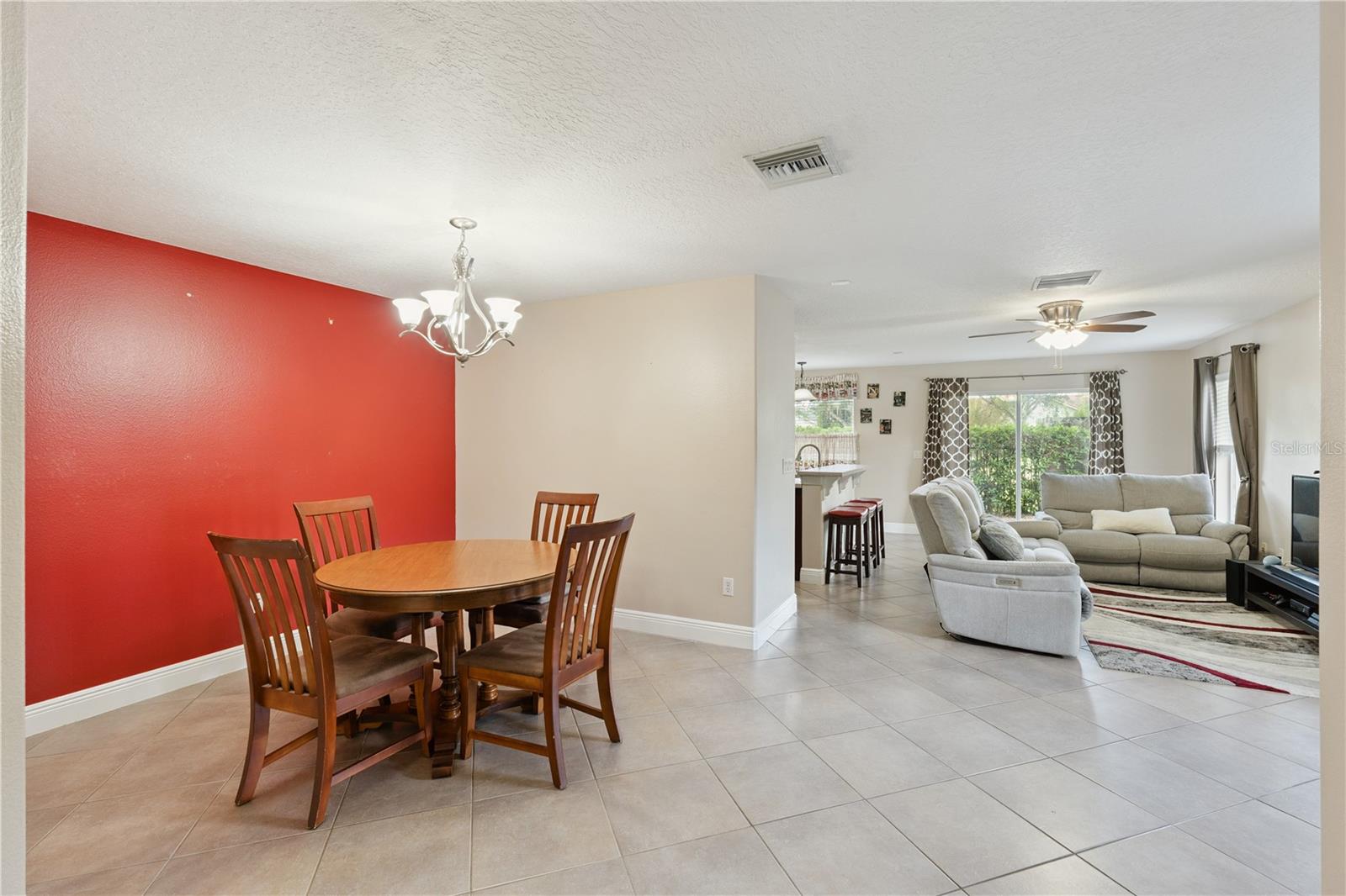 HAWTHORNE GLEN - Residential