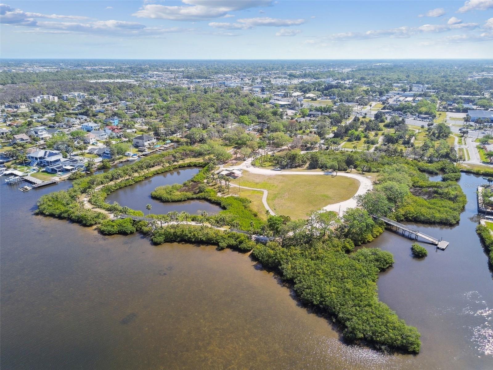 MARTHAS VINEYARD - Residential
