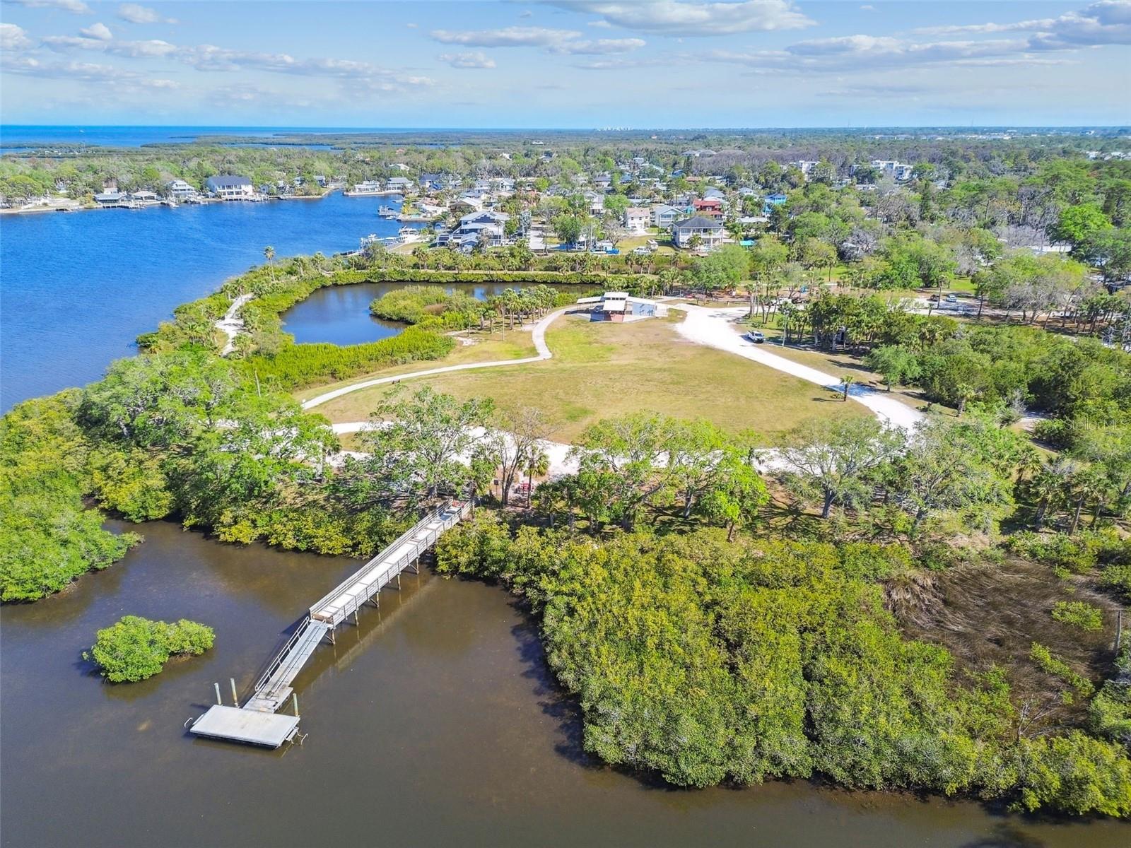 MARTHAS VINEYARD - Residential