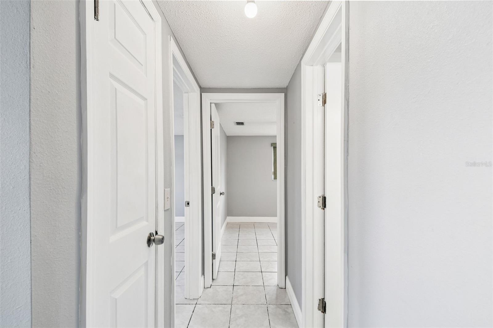 MARTHAS VINEYARD - Residential