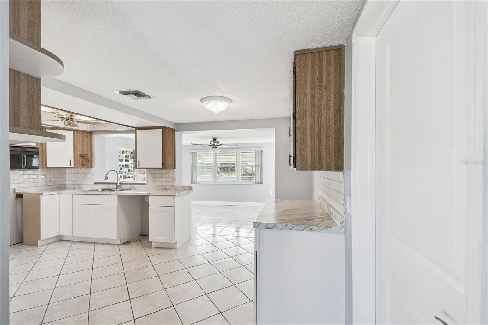 MARTHAS VINEYARD - Residential