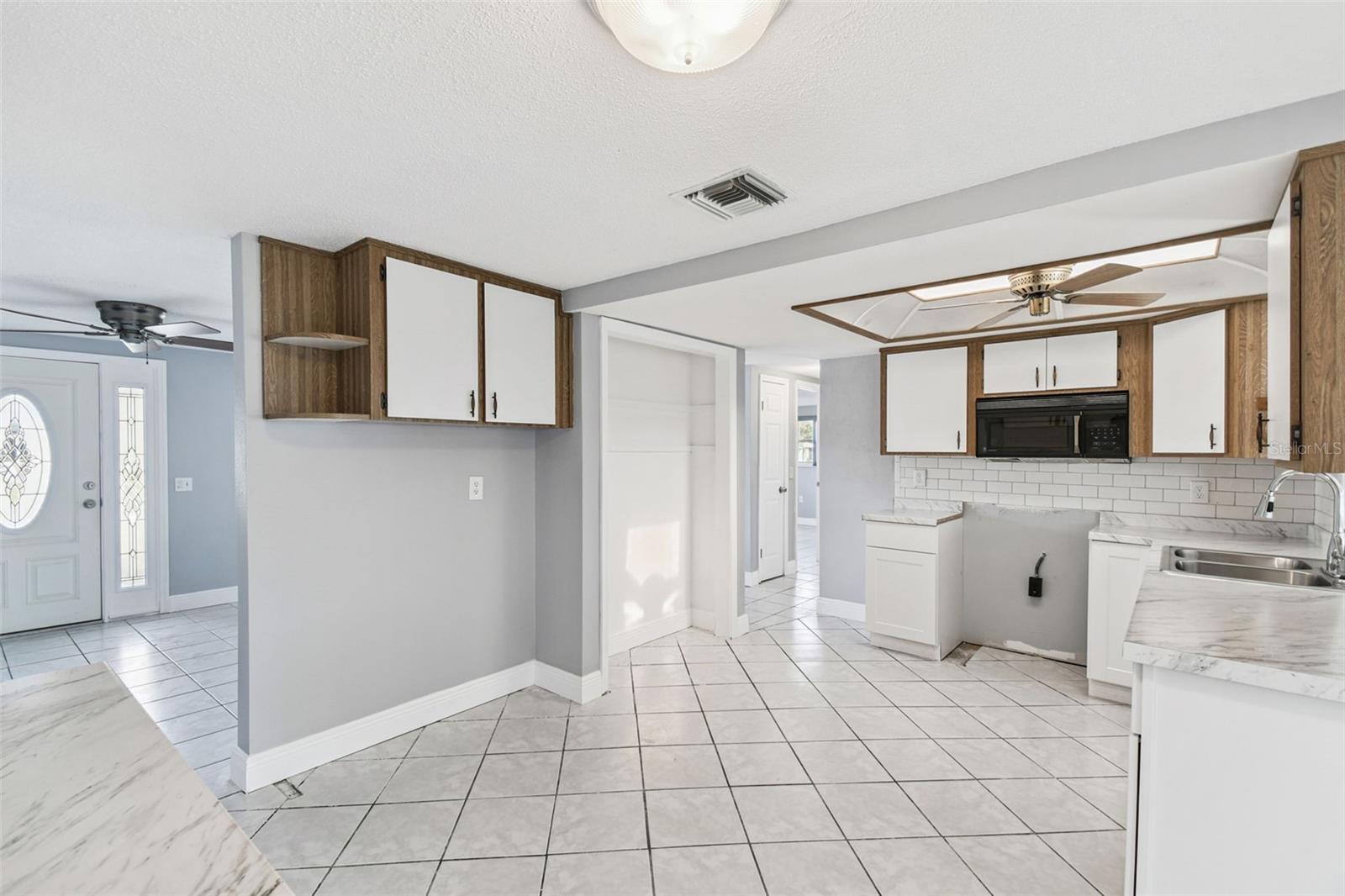 MARTHAS VINEYARD - Residential