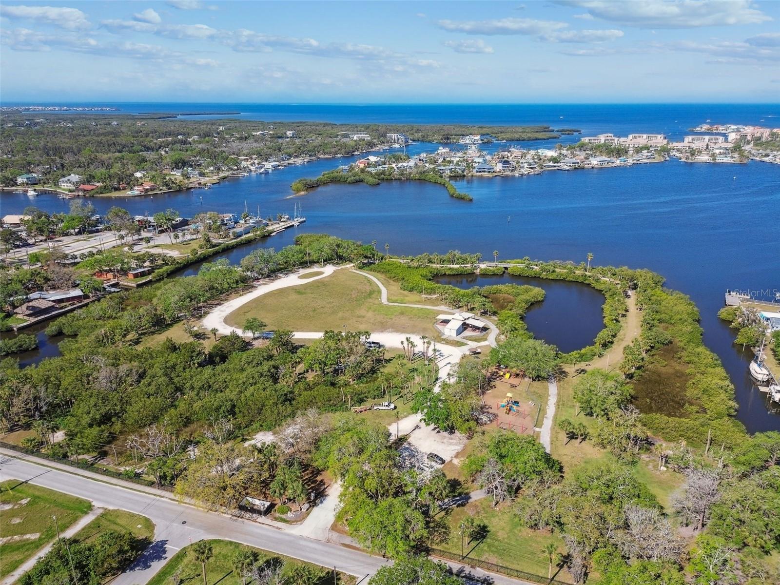 MARTHAS VINEYARD - Residential