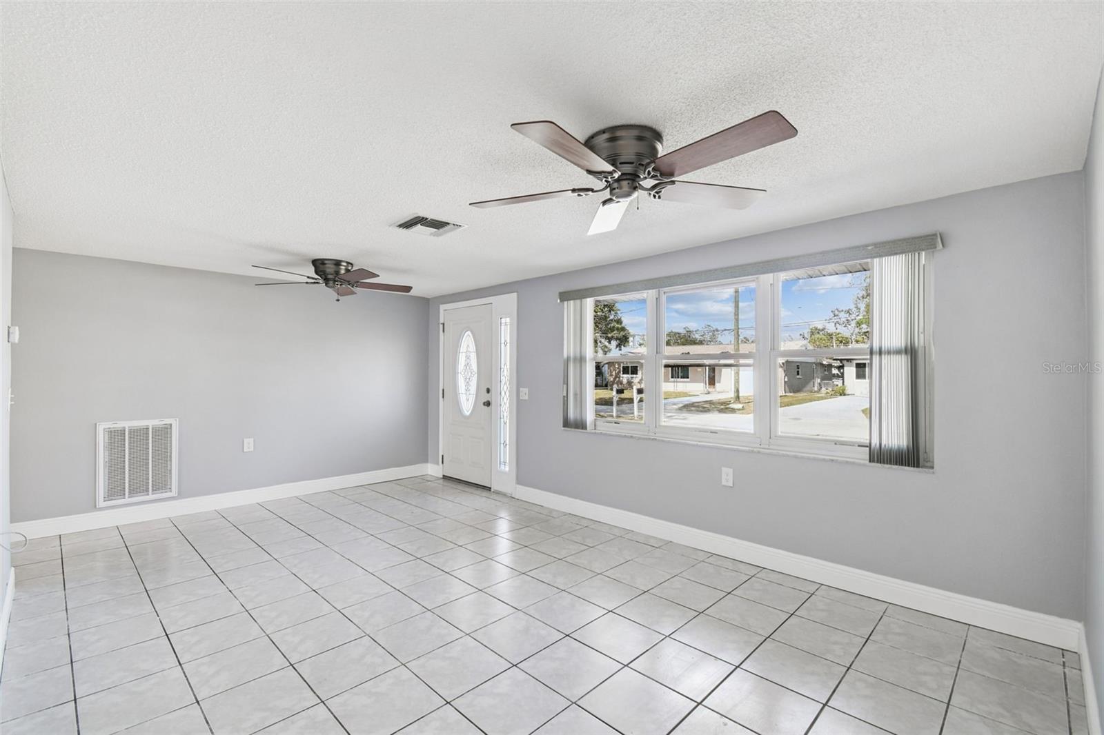 MARTHAS VINEYARD - Residential