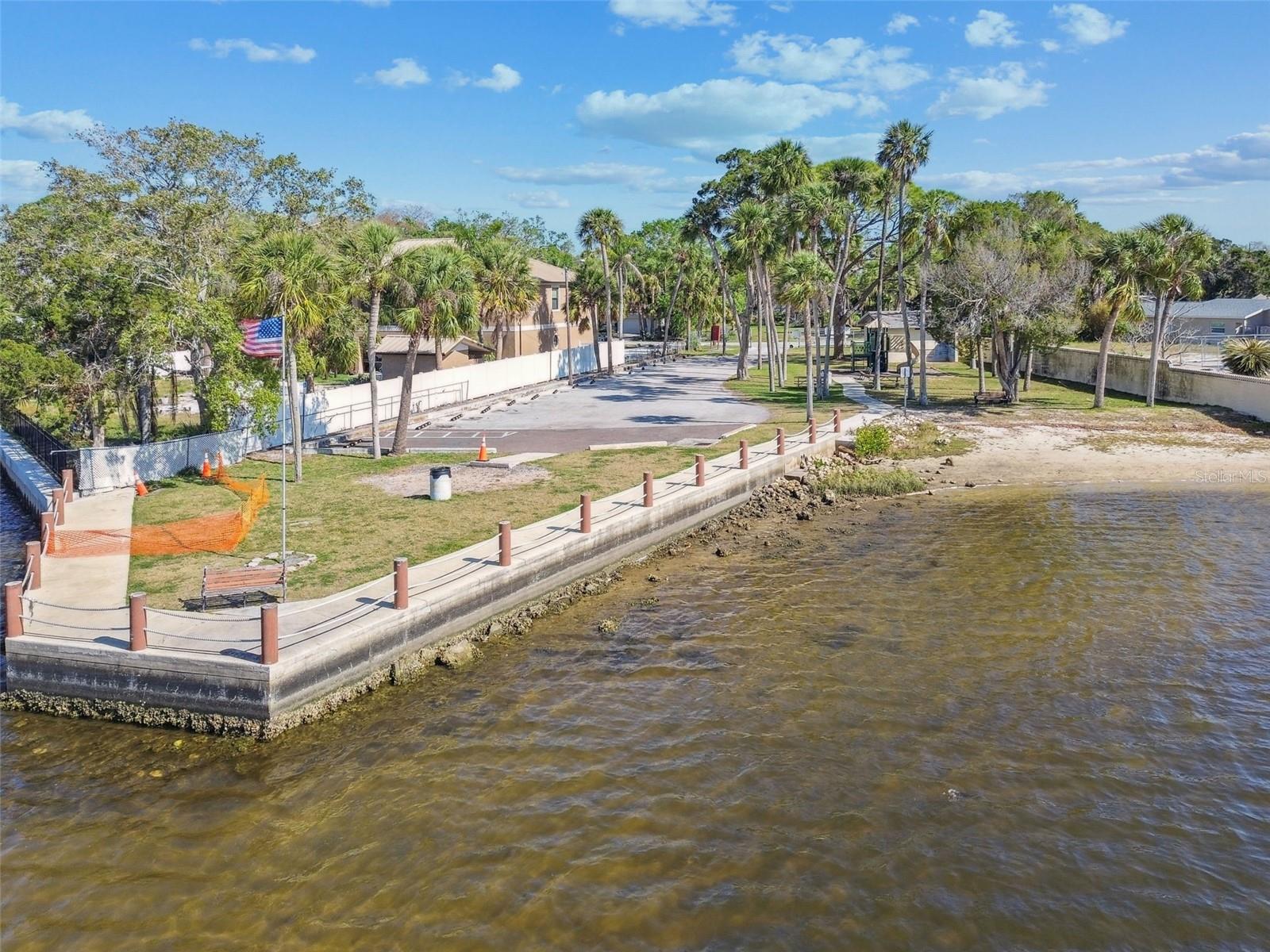 MARTHAS VINEYARD - Residential