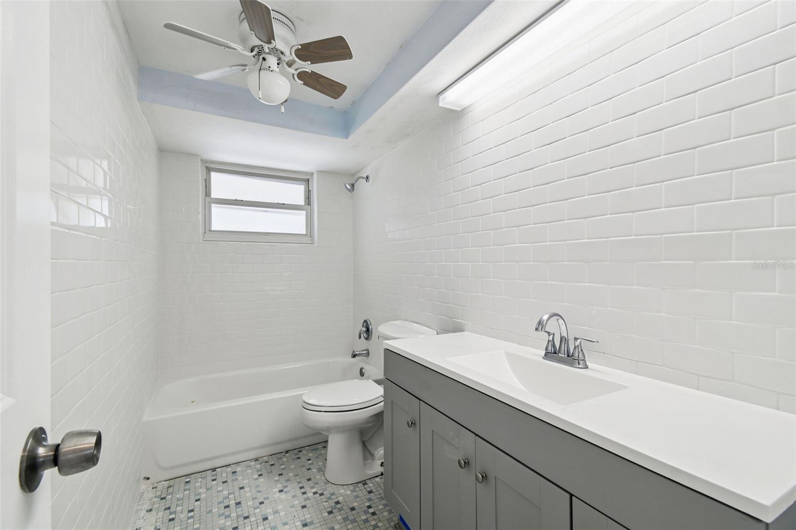 MARTHAS VINEYARD - Residential