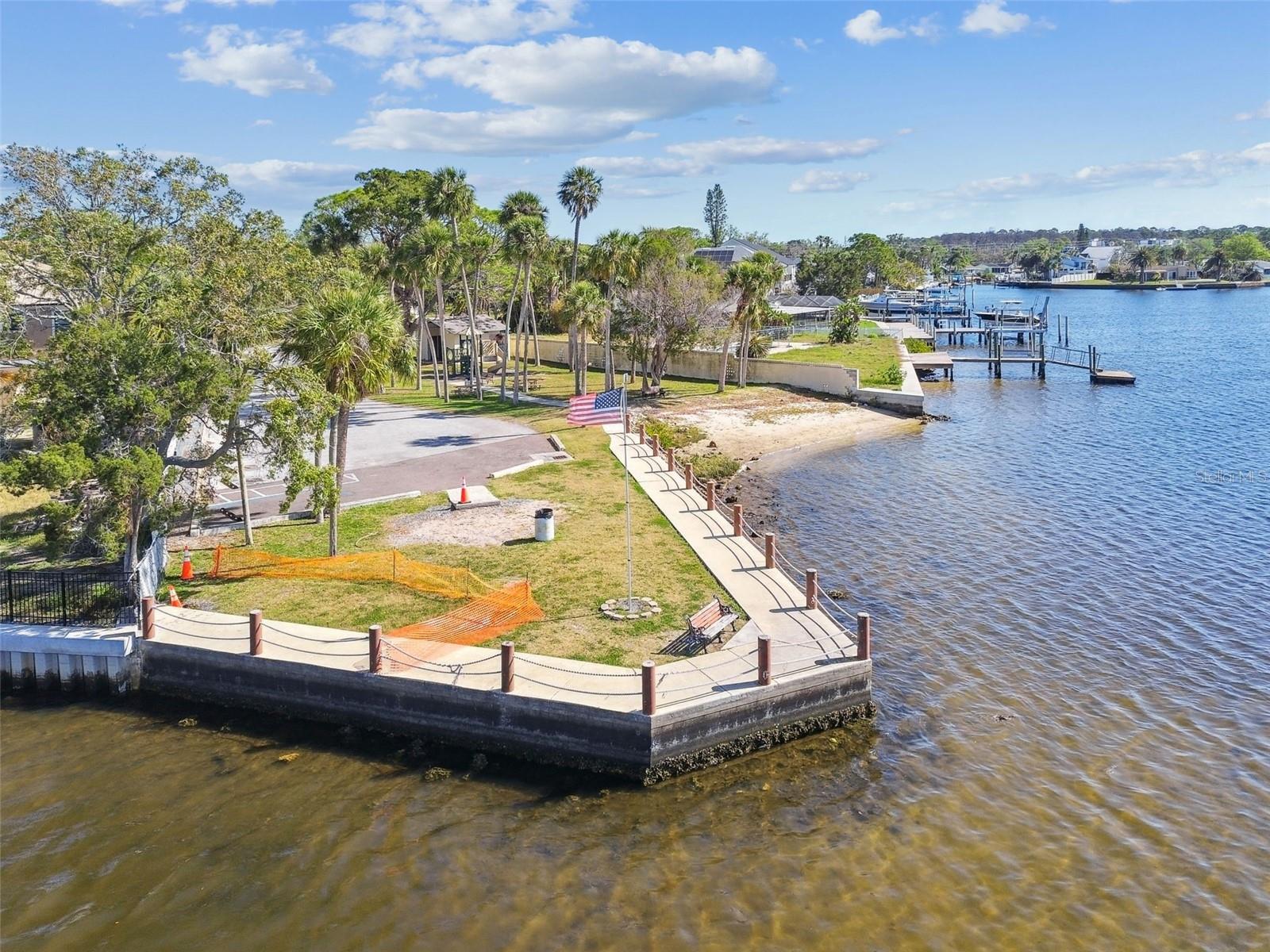 MARTHAS VINEYARD - Residential