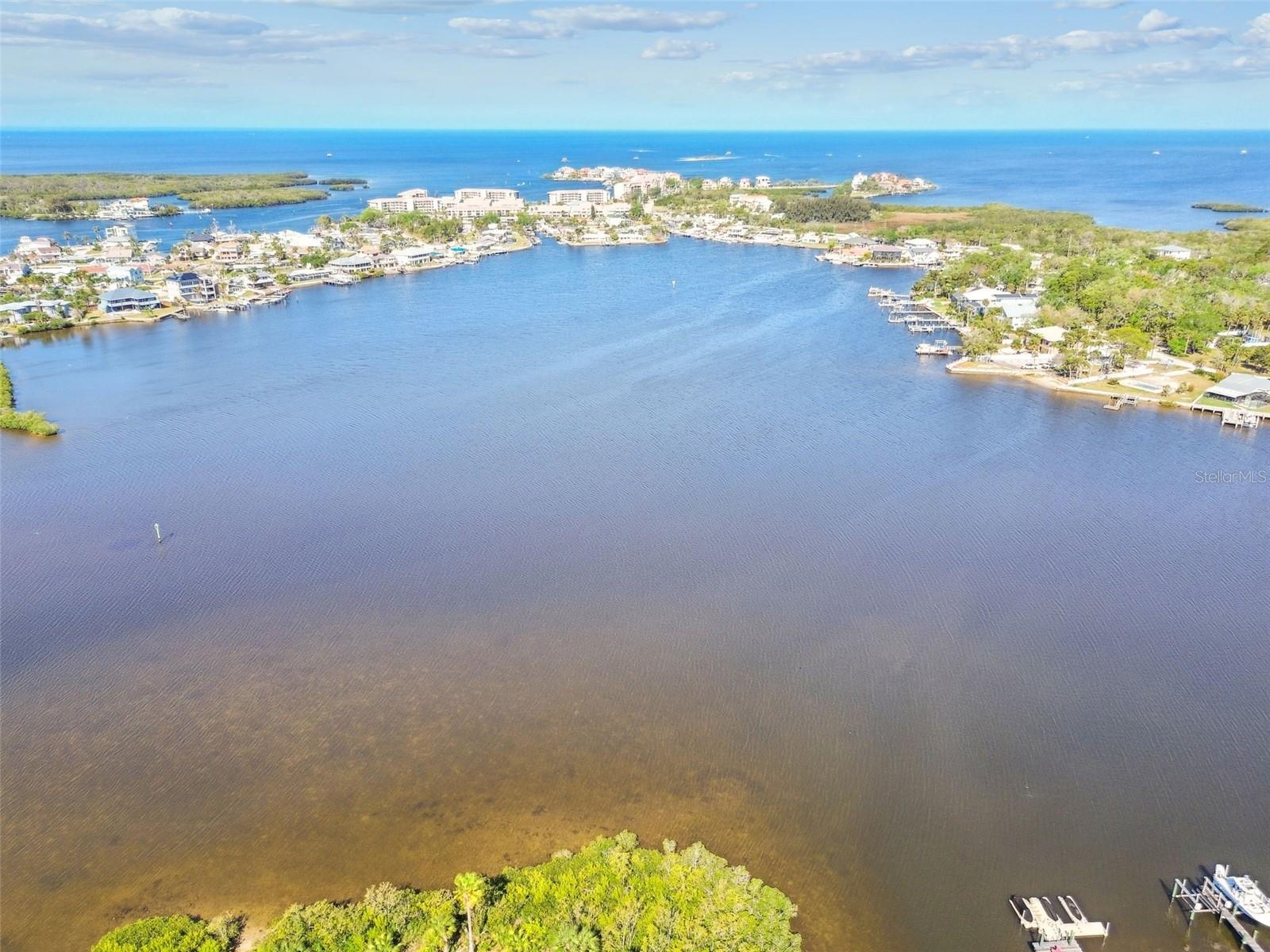 MARTHAS VINEYARD - Residential