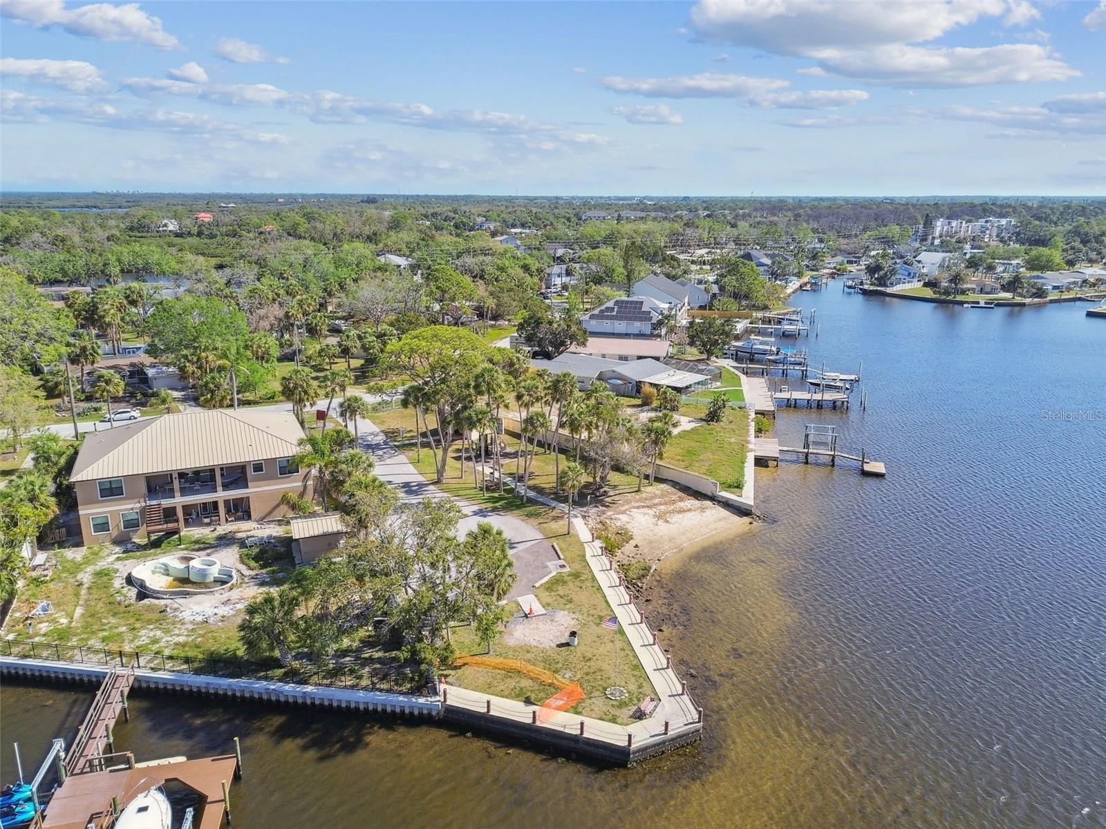 MARTHAS VINEYARD - Residential