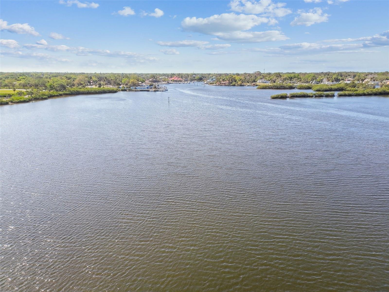 MARTHAS VINEYARD - Residential