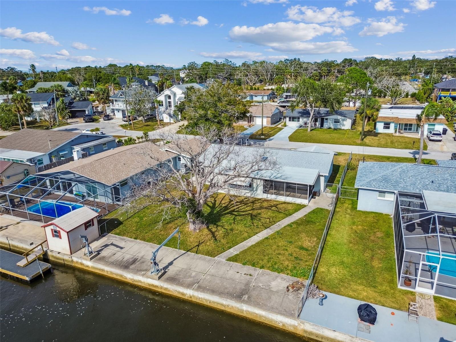 MARTHAS VINEYARD - Residential