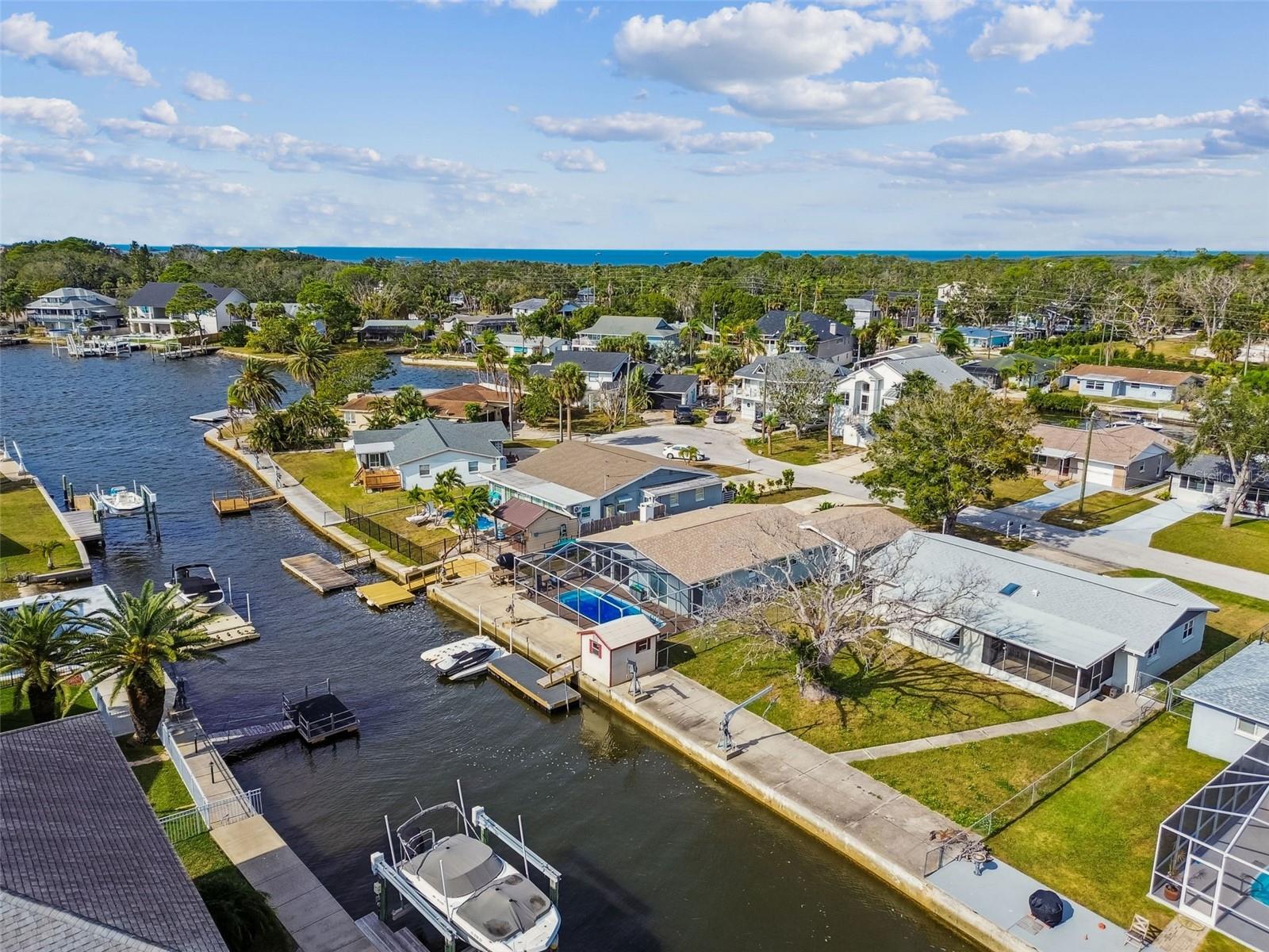 MARTHAS VINEYARD - Residential