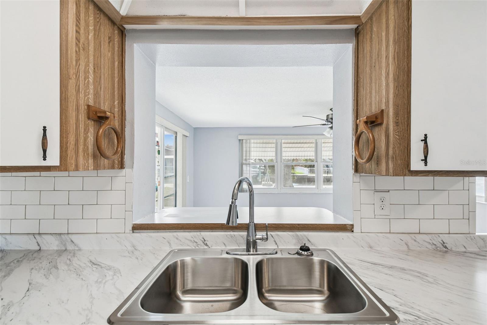 MARTHAS VINEYARD - Residential